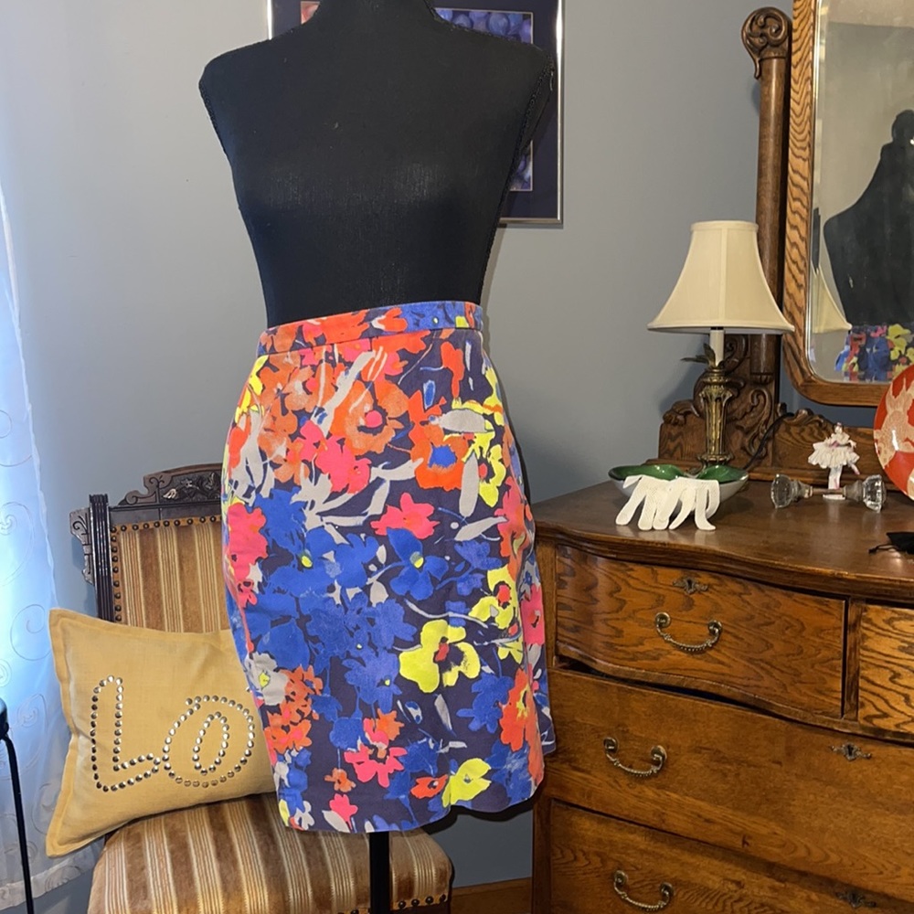 LOFT floral mini skirt